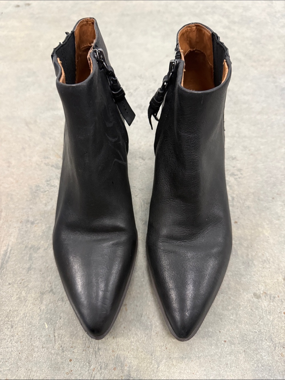 SARTO By Franco Sarto Black Pointed Toe Leather Ankle Booties